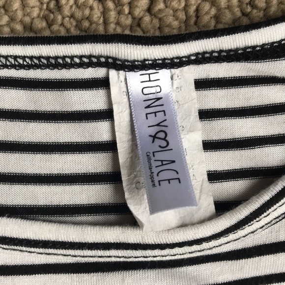 Honey and Lace Large Sleeveless Dress - Picture 5 of 5